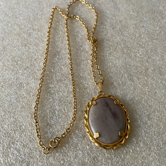 Vintage Jewelry - Vintage Art Deco wave jasper necklace